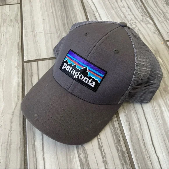 Patagonia Trucker SnapBack hat. EUC - Picture 1 of 2